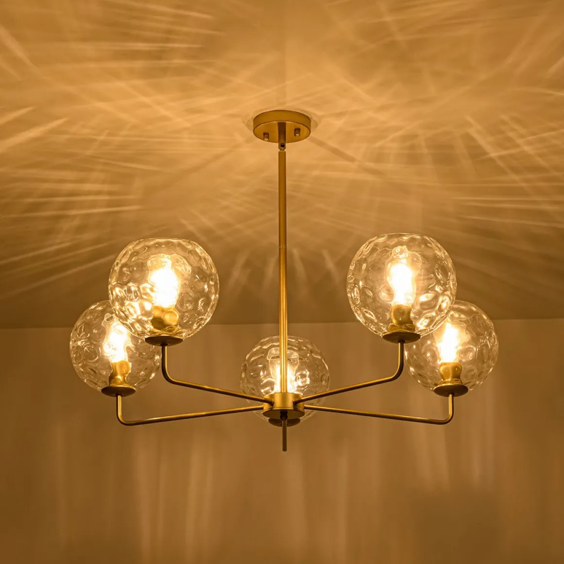 Clear Hammered Glass Globe 5-light Round Sputnik Chandelier