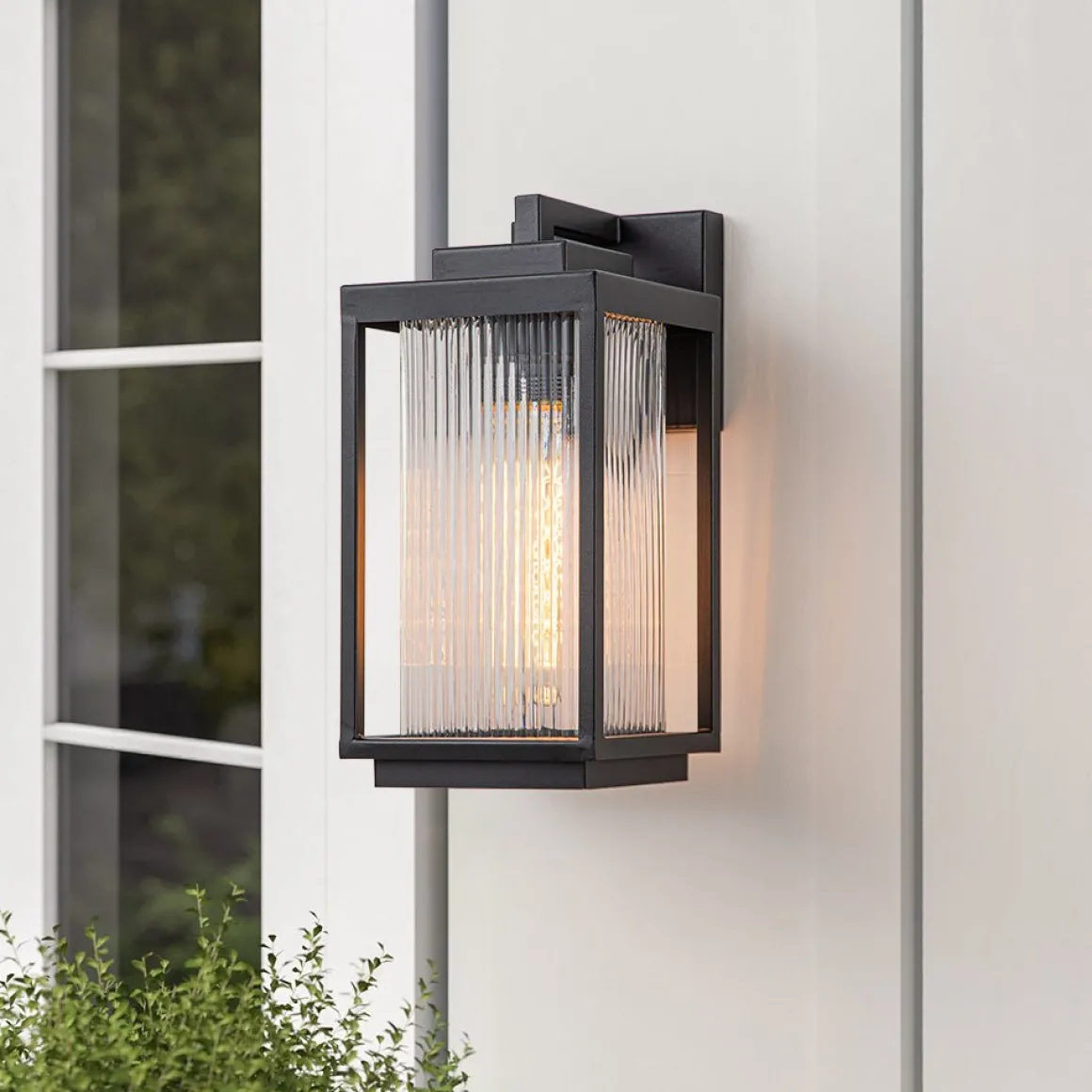 IP23 1-Light Black Ribbed Glass Outdoor Wall Lantern