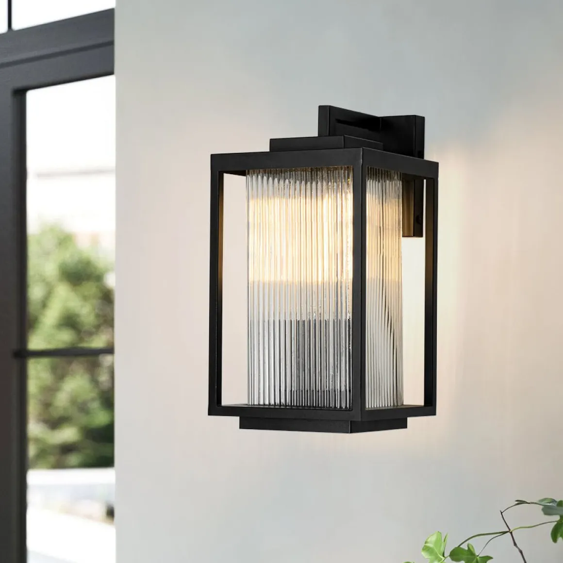 IP23 1-Light Black Ribbed Glass Outdoor Wall Lantern