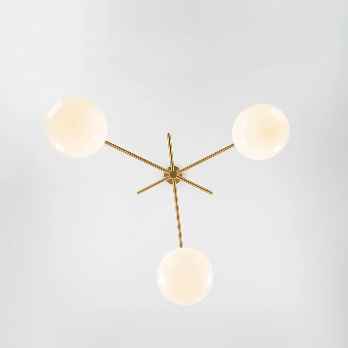 3-light Adjustable Gradual White Glass Globe Sputnik Chandelier