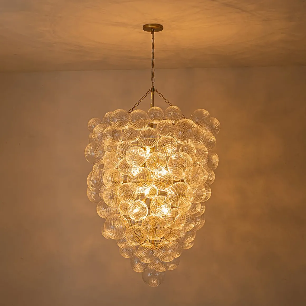 Luxury Cascade Cluster Ribbed Glass Bubble Entry Chandelier