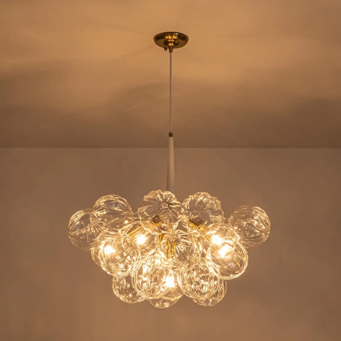 Modern Cluster Sculpture Texture Glass Globe Bubble Chandelier