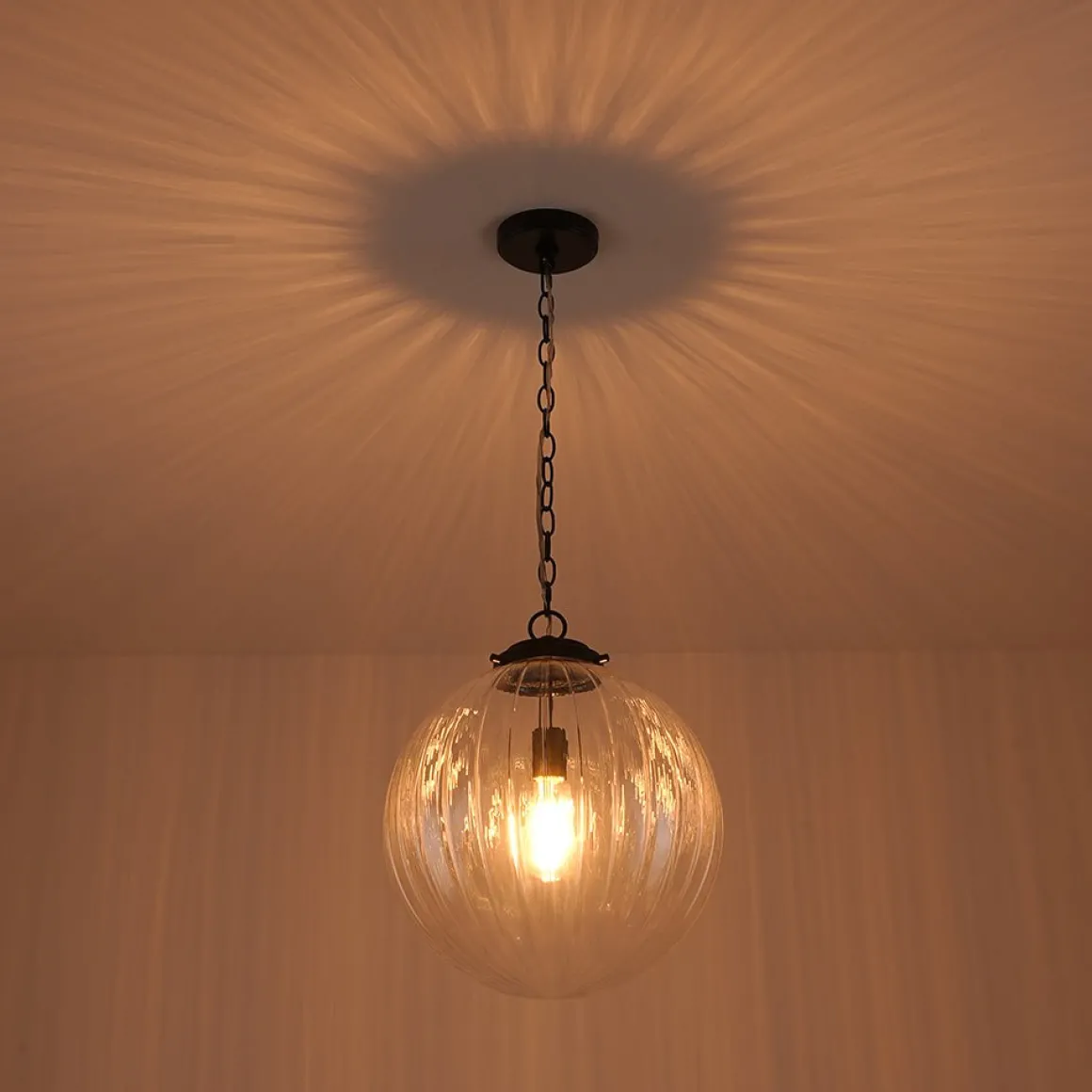 Modern 1-Light Clear Ribbed Glass Globe Pendant
