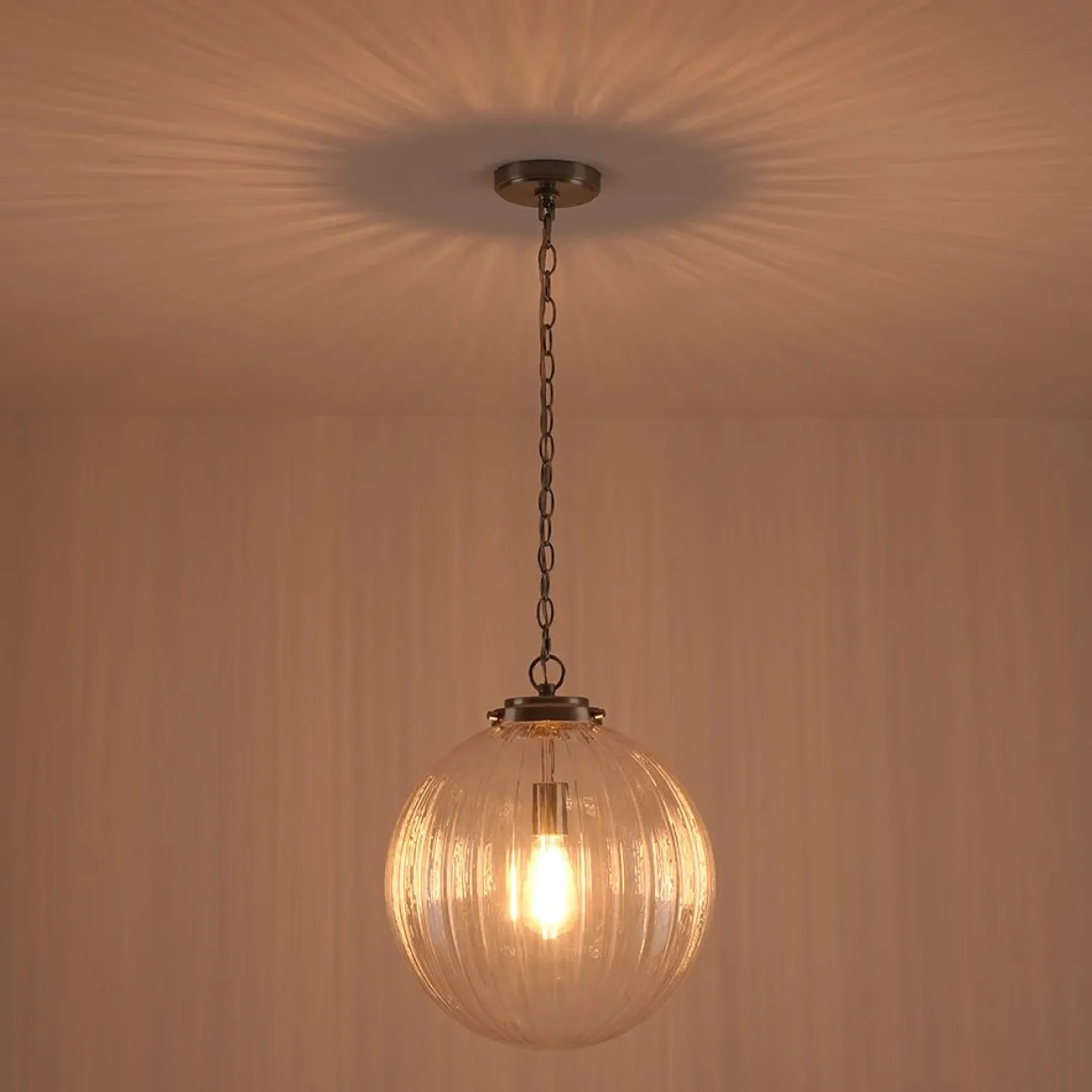 Modern 1-Light Clear Ribbed Glass Globe Pendant