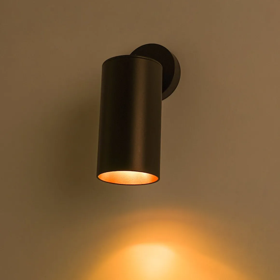 Modern 1-Light GU10 Adjustable Ceiling Spot Light Track Light