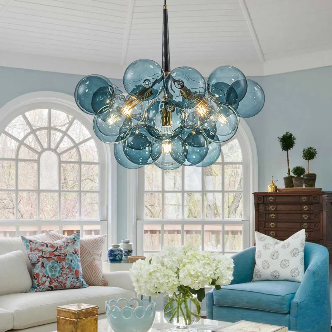 (OpenBox) Modern Cluster Blue Glass Globe Bubble Chandelier