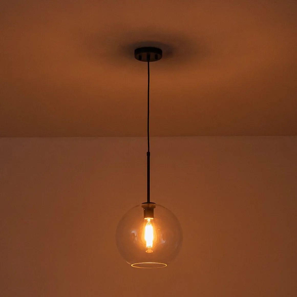Simple Mid-Century 1-Light Clear Glass Globe Pendant Light